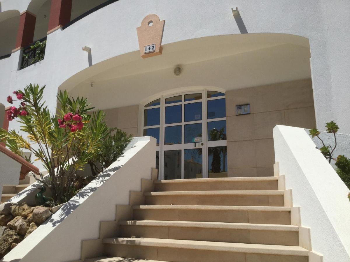 Olinda's Two Bedroom * Lagos