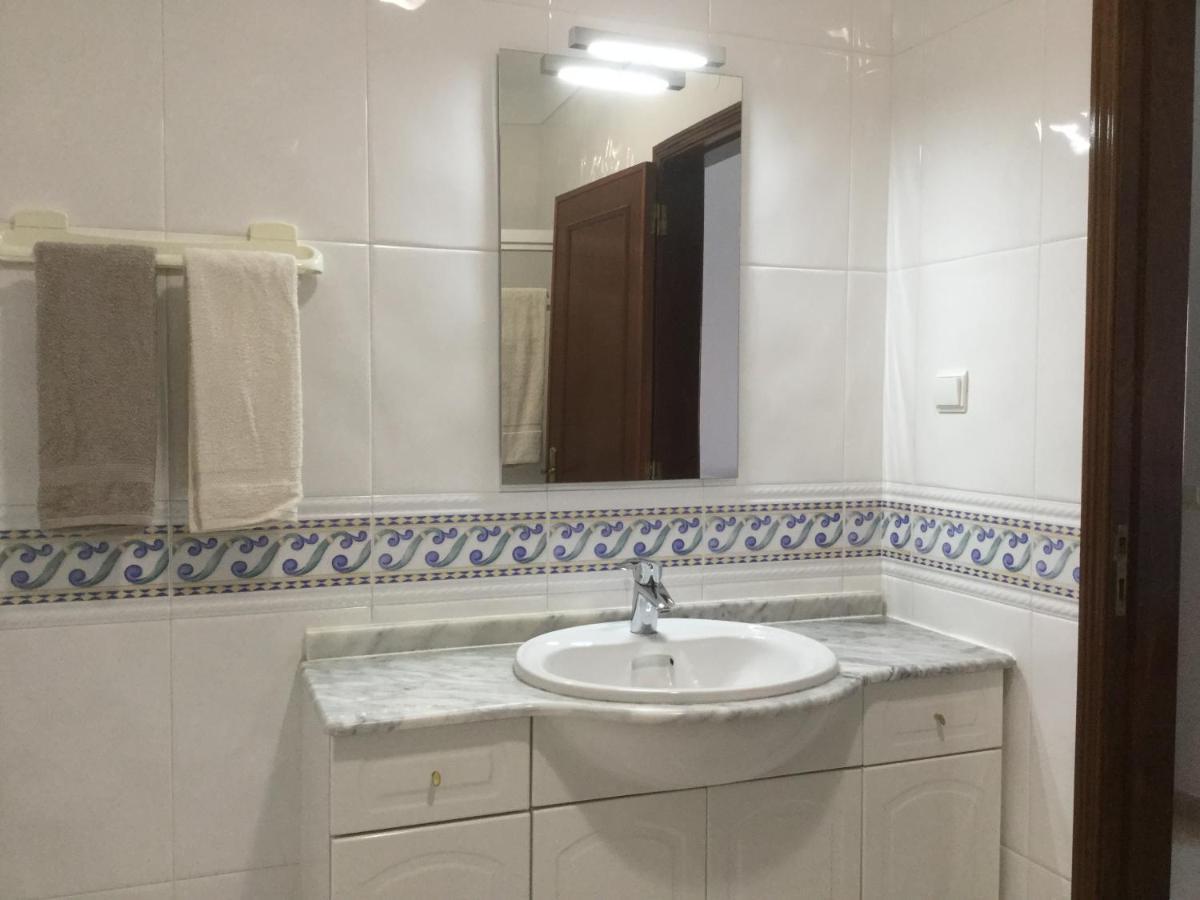 Olinda's Two Bedroom * Lagos